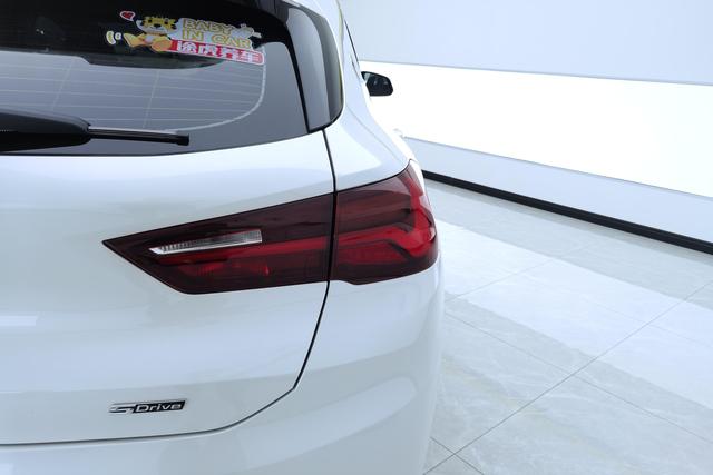 BMW X2 2021 s Drive 25i M — фото 5