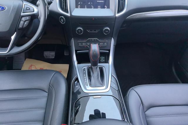 Ford Edge 2018 Eco Boost 245 2 WD 7 VI — фото 14