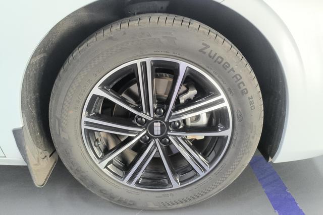 Geely Galaxy A7 EM 2025 70km — фото 10