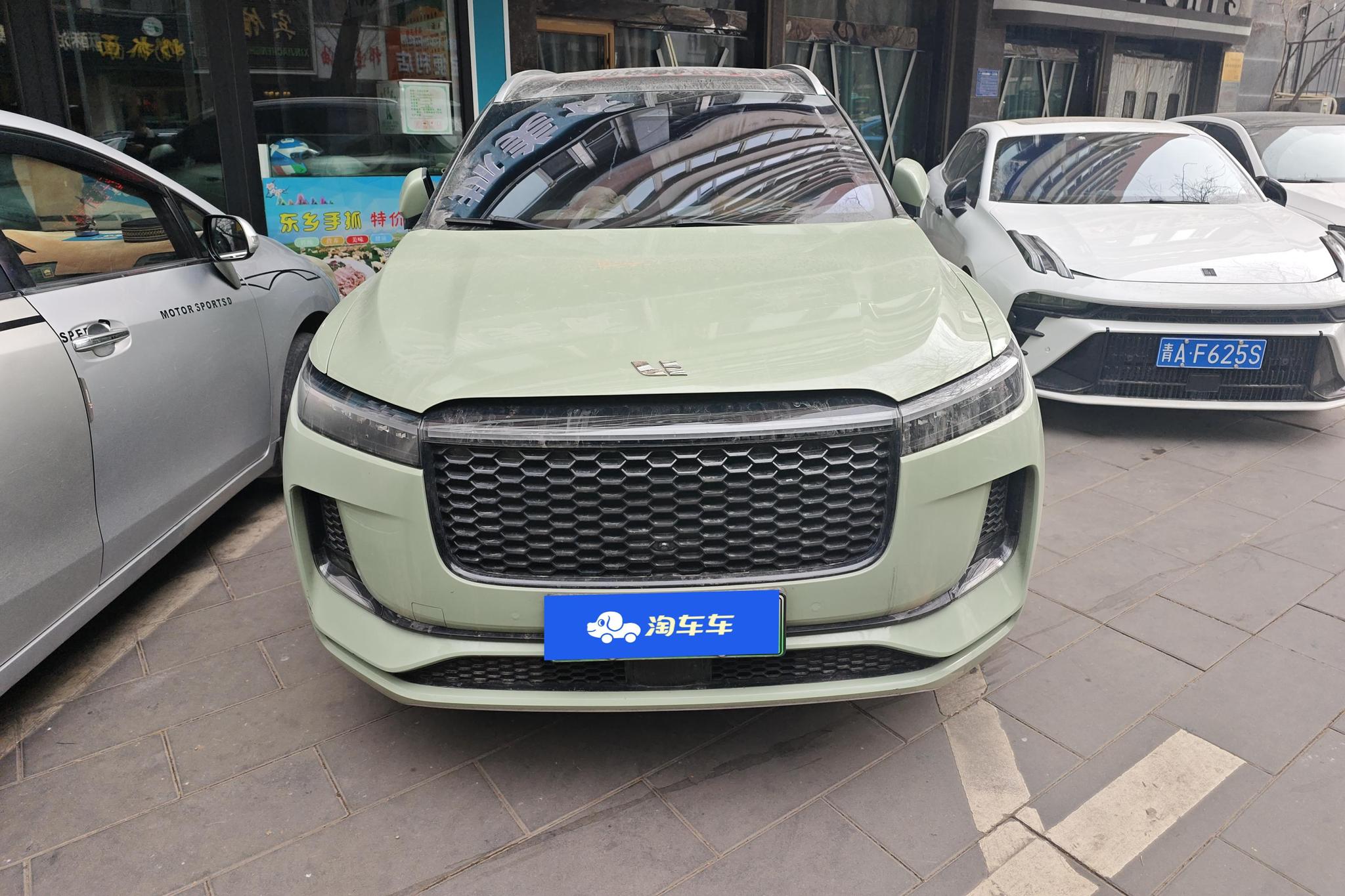 Li Auto ONE 2021 6 мест