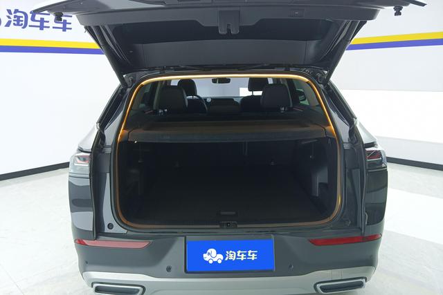 Volkswagen Tavendor 2023 330 TSI 2 WD — фото 16