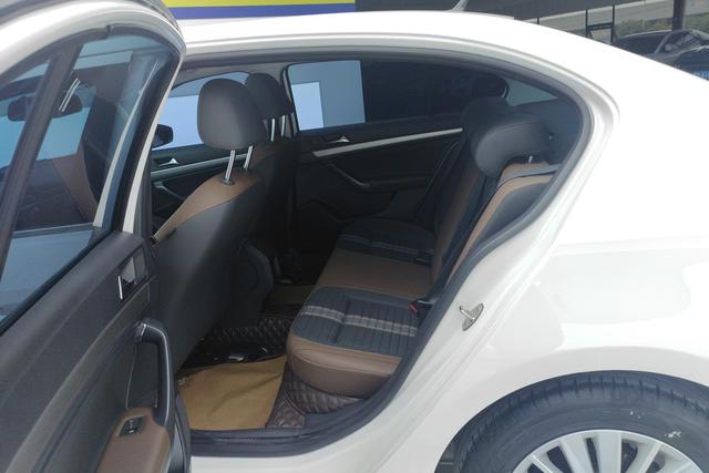 Volkswagen Lavida 2019 1.5 L AT VI — фото 16