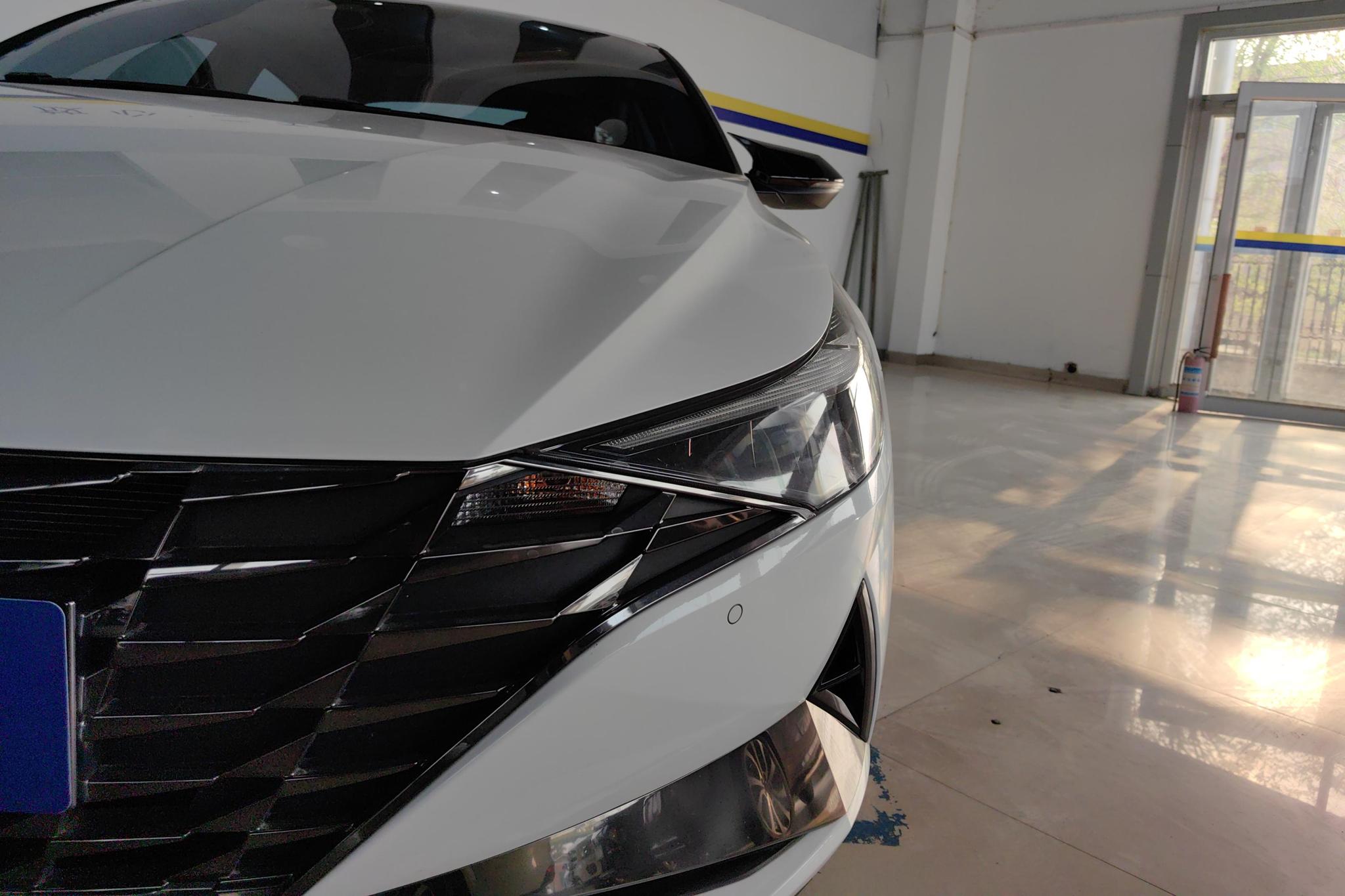 Hyundai Elantra 2021 1.5L CVT LUX Luxury