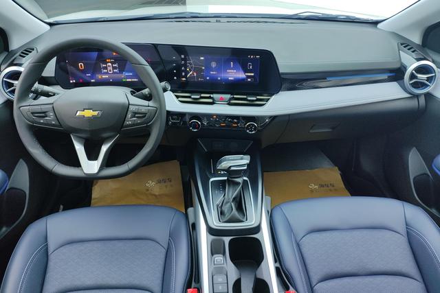 Chevrolet Monza 2024 1.5 L DCT — фото 12