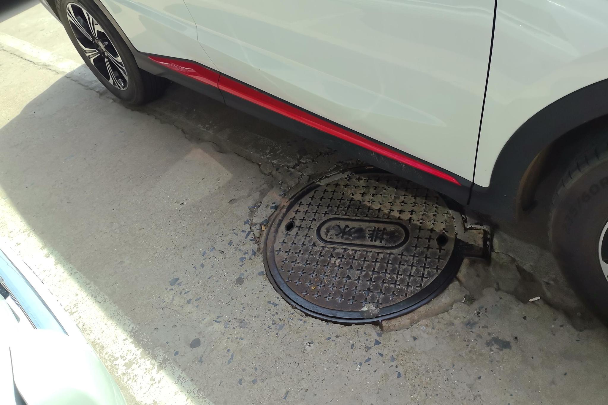 JETOUR X70 2023 1.5T DCT PRO 5 мест