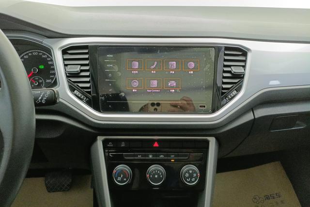 Volkswagen T-Roc 2022 280 TSI DSG 2 WD PLUS — фото 12
