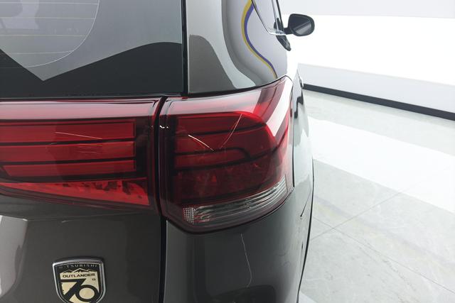 Mitsubishi Outlander 2019 2.0 L 2 WD 5 V — фото 5