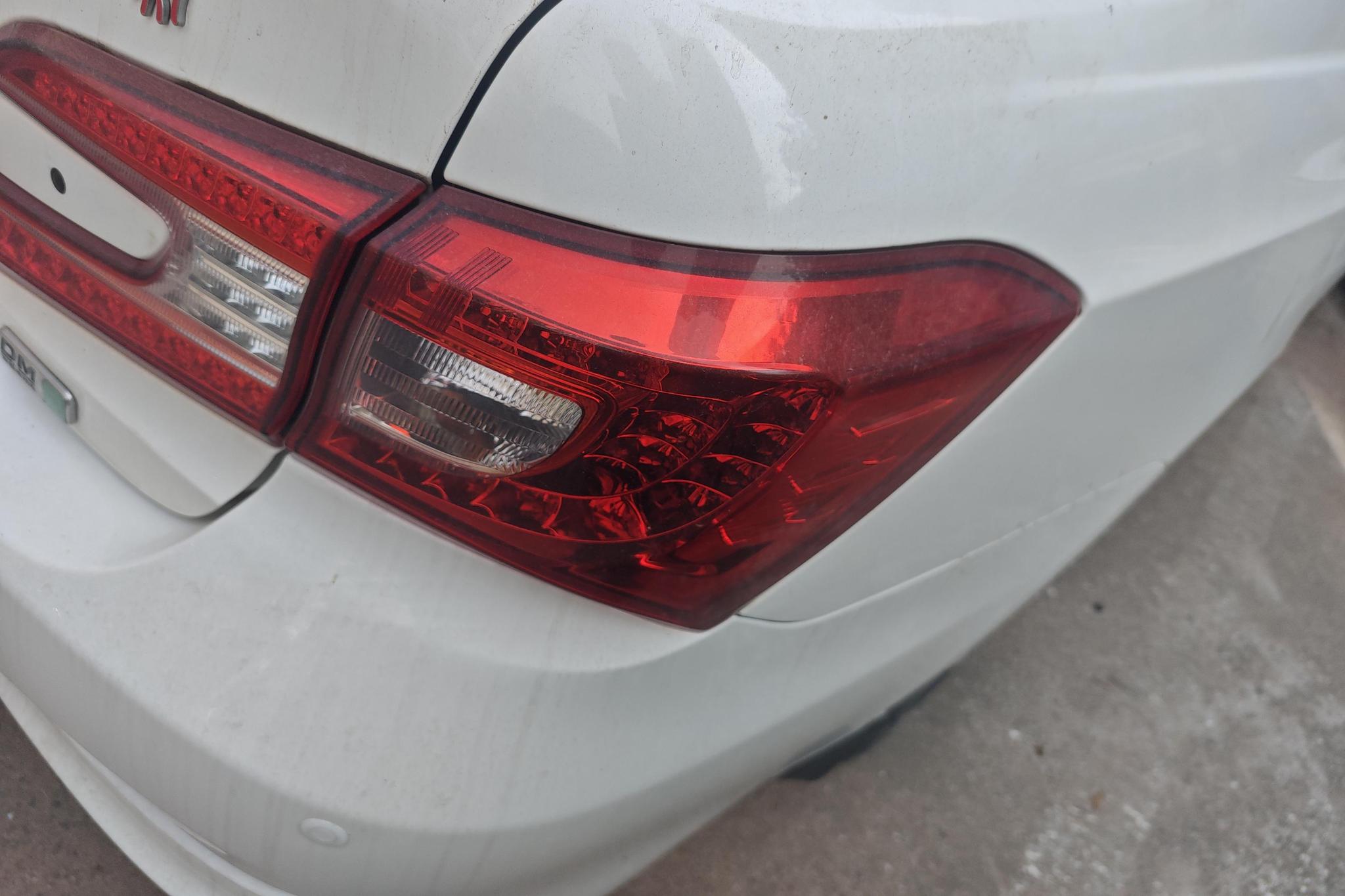 BYD Qin DM 2015 1.5T Flagship Plus