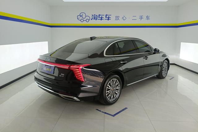 Hongqi H5 2024 1.5 T DCT — фото 3