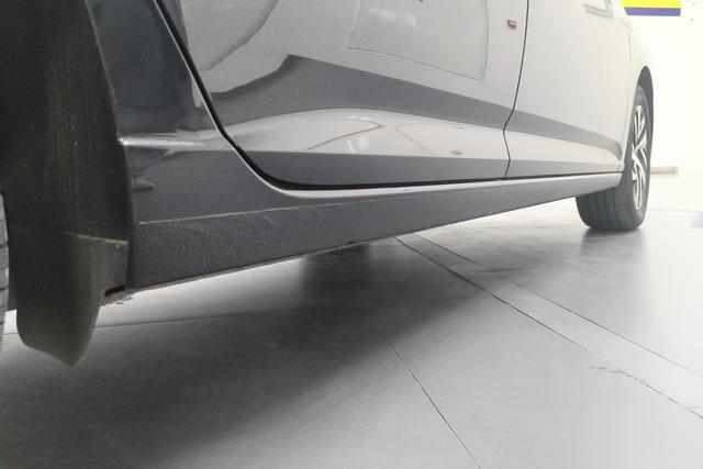 Volkswagen Lavida 2023 300 TSI DSG — фото 7