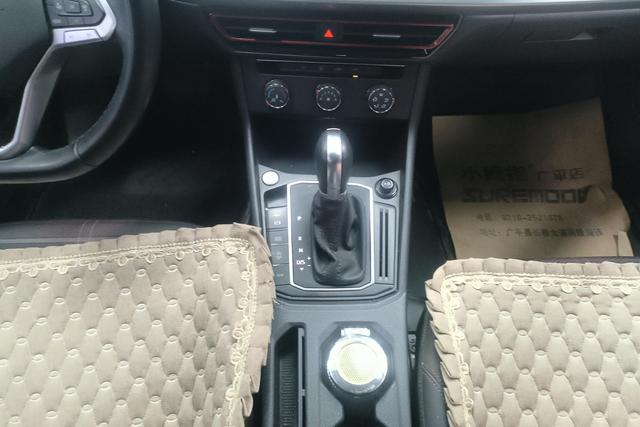 Volkswagen Lavida 2023 300 TSI DSG — фото 14