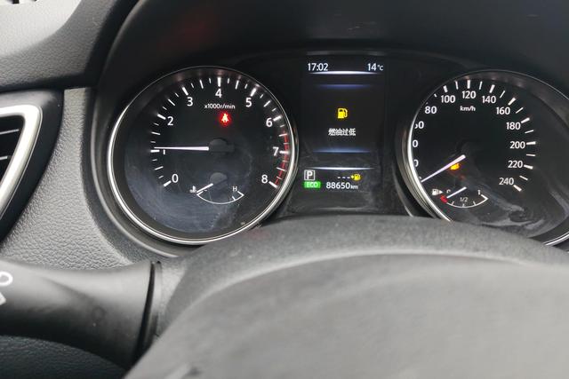 Nissan Qashqai 2022 2.0 L XV — фото 13