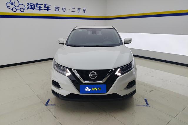 Nissan Qashqai 2022 2.0 L XV — фото 2