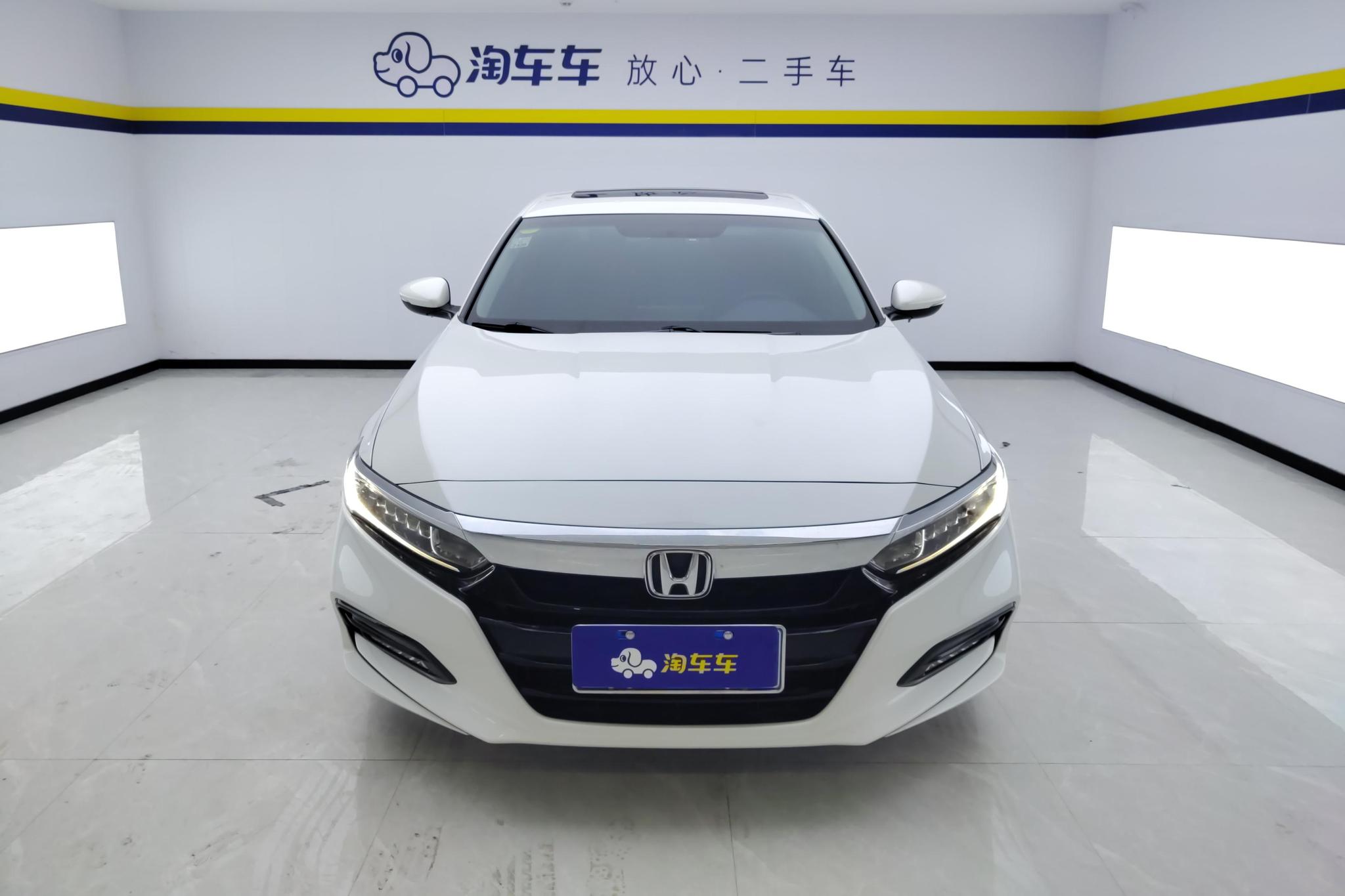 Honda Accord 2018 260TURBO Elite V