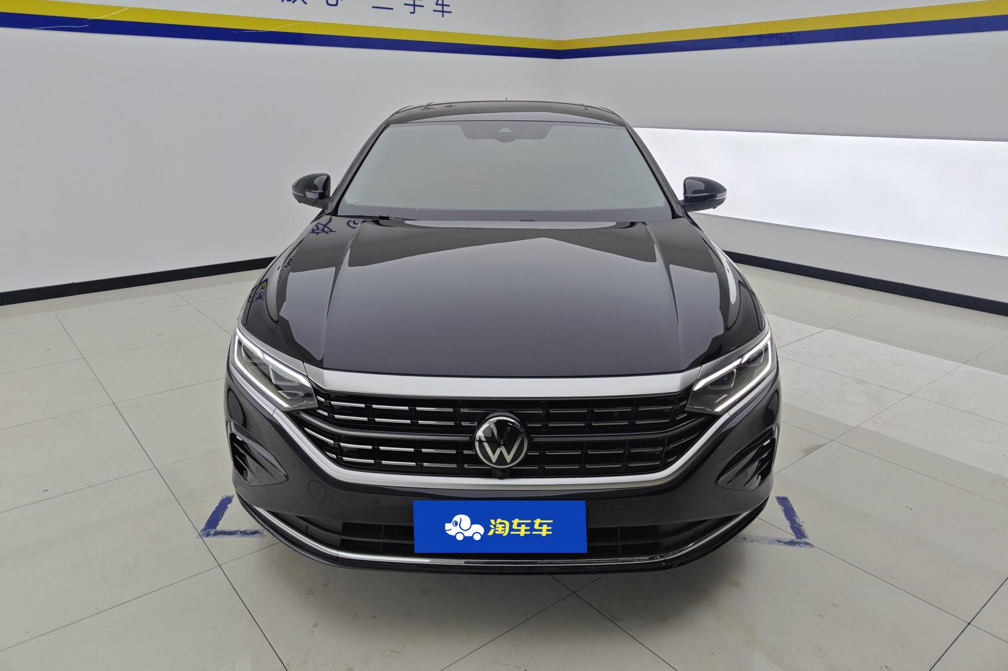 Volkswagen Passat 2024 380TSI Luxury