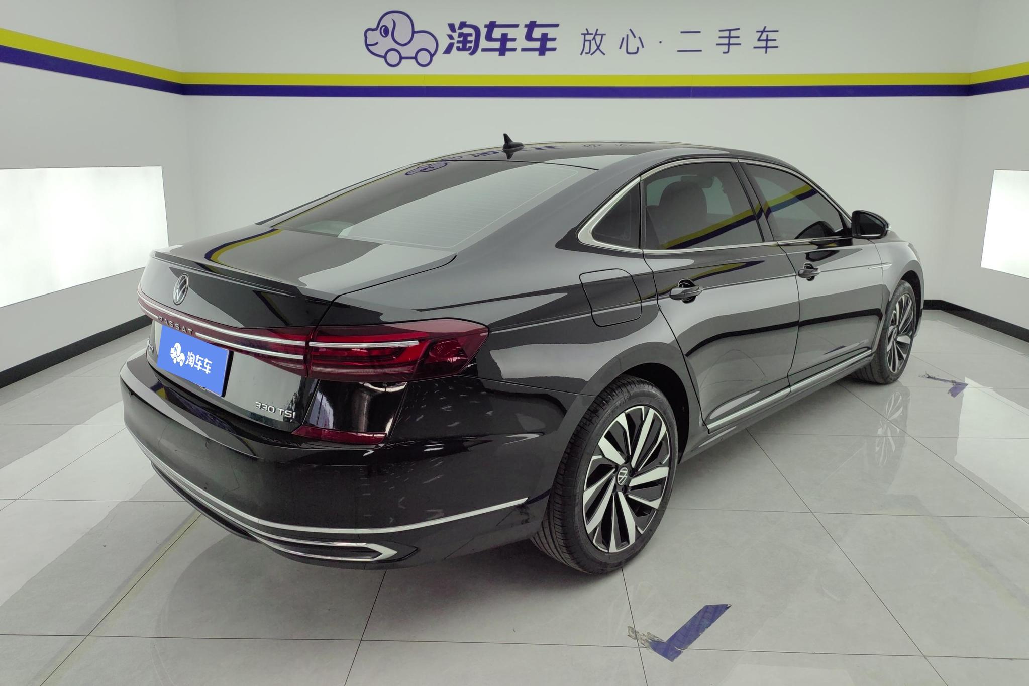 Volkswagen Passat 2023 330TSI Elite