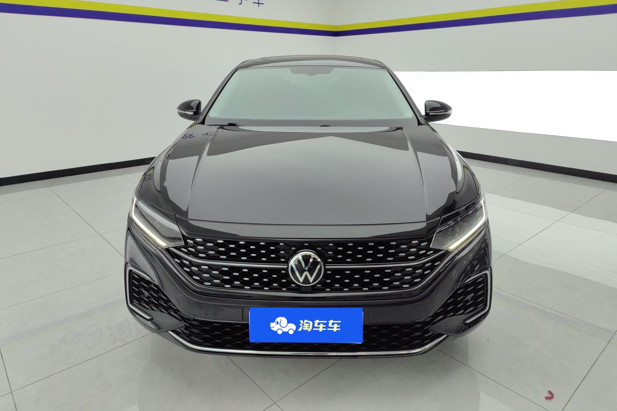 Volkswagen Passat 2023 330TSI Elite