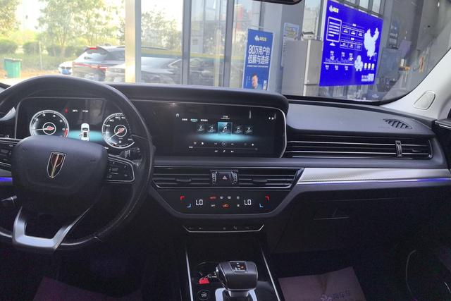 Hongqi HS5 2019 2.0 T 4 WD — фото 10