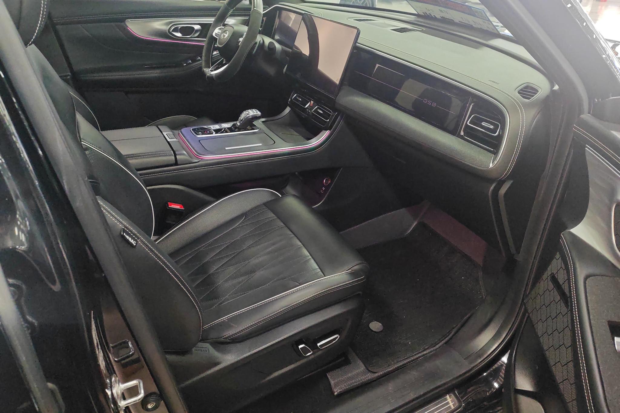 GAC GS8 2022 2.0TGDI Luxury Smart Connect 7 мест