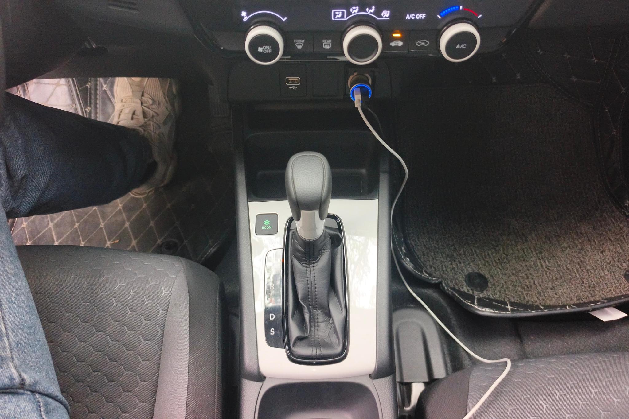 Honda Fit id 4479269 из Китая 8