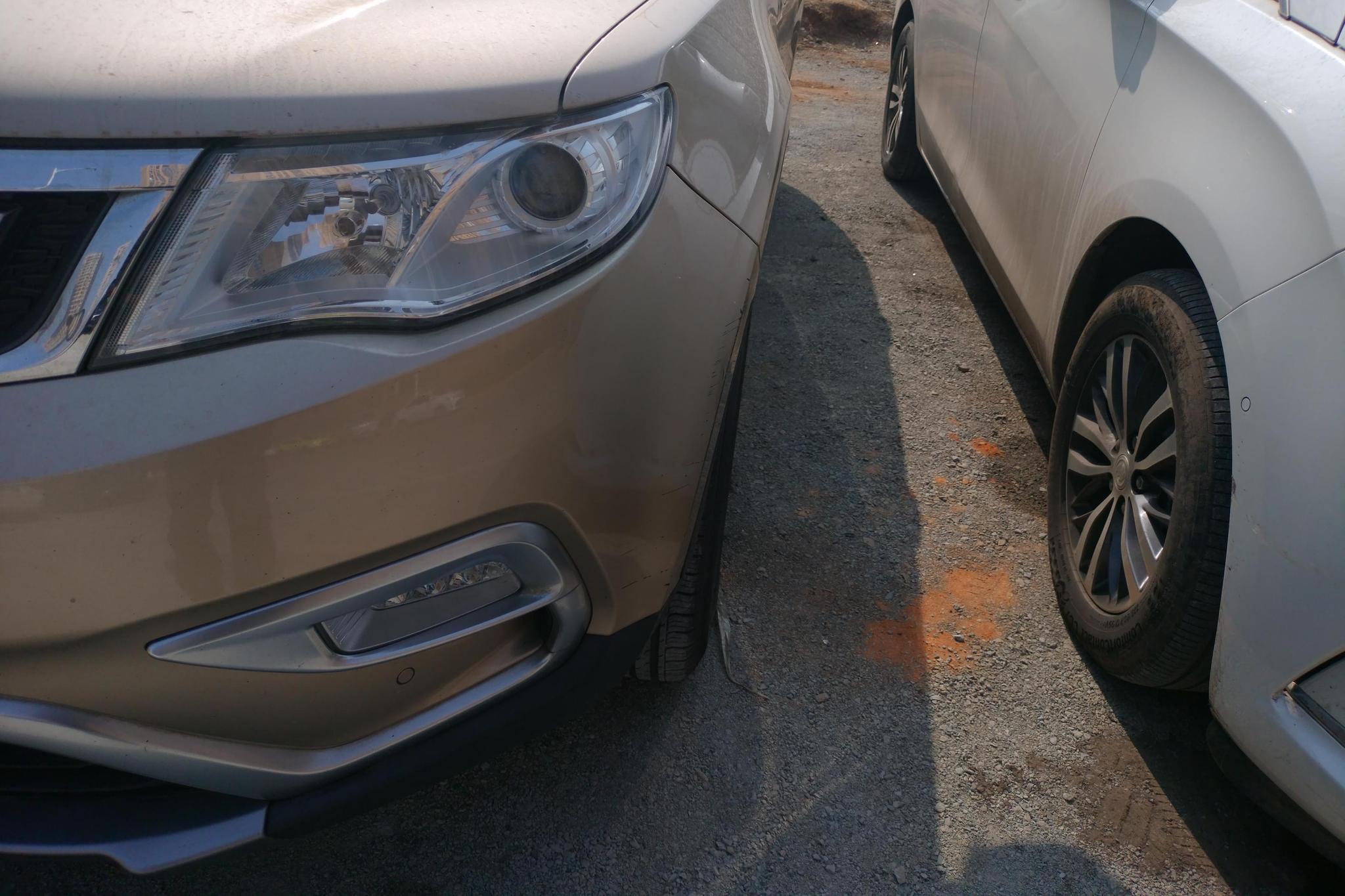 Geely Boyue 2016 2.0L MT