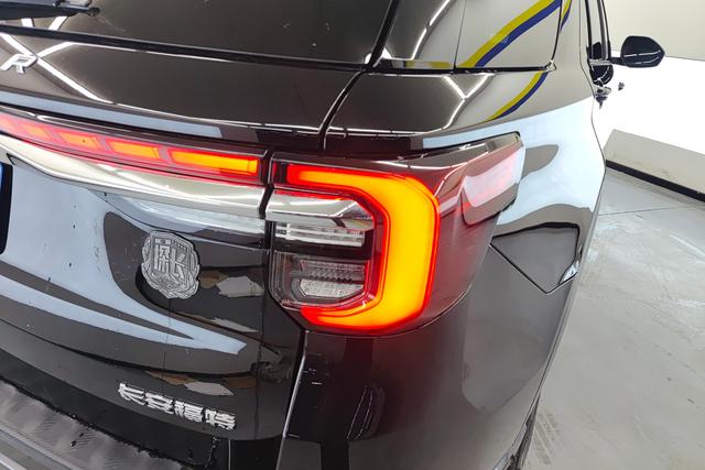 Ford Explorer 2023 Eco Boost 285 4 WD plus 7 — фото 5
