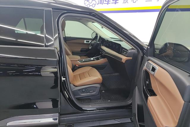 Ford Explorer 2023 Eco Boost 285 4 WD plus 7 — фото 16