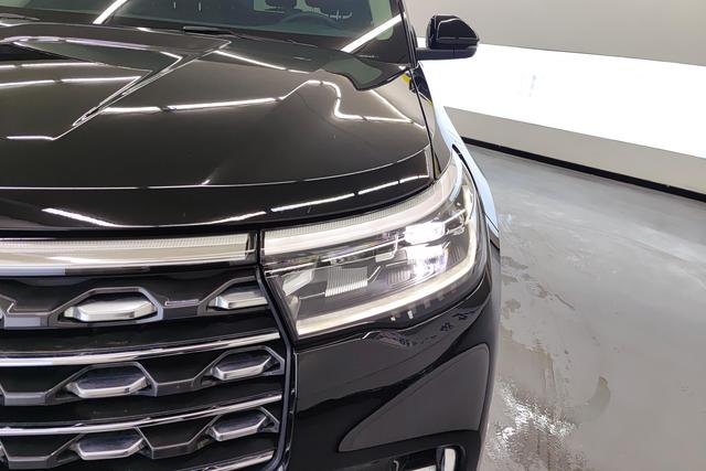 Ford Explorer 2023 Eco Boost 285 4 WD plus 7 — фото 4