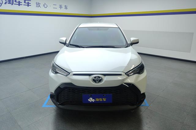 Toyota Frontlander 2023 2.0 L CVT — фото 2