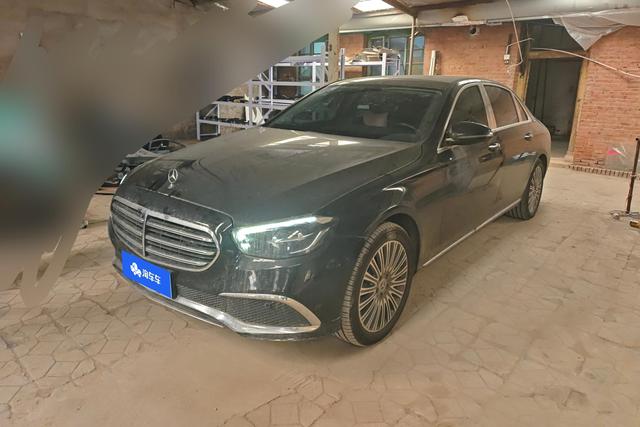 Mercedes-Benz E-Class 2022