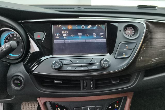 Buick Envision 2017 — фото 10