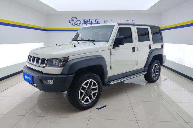 BAIC BJ40 2016 40 L 2.3 T AT 4 WD