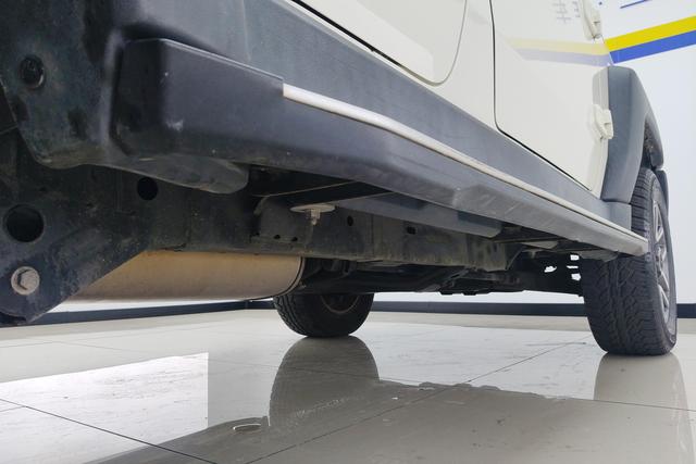 BAIC BJ40 2016 40 L 2.3 T AT 4 WD — фото 7