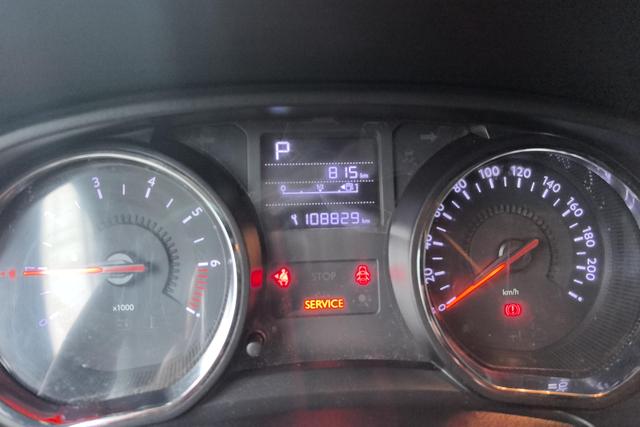 Citroen C3-XR 2015 1.6 L AT — фото 14