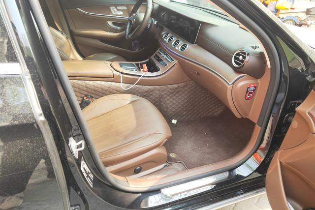 Mercedes-Benz E-Class 2023 E 300 L Luxury — фото 8
