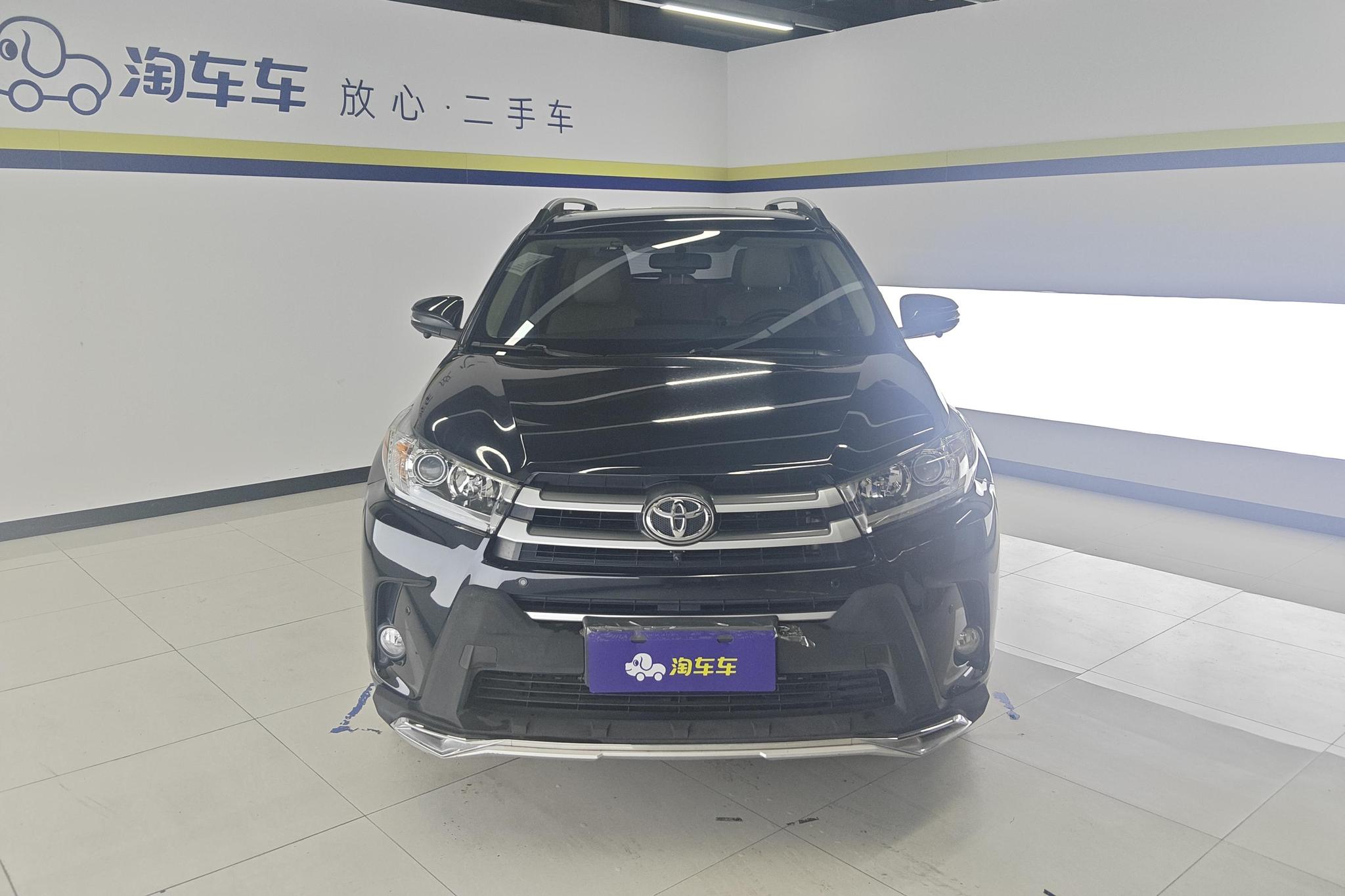 Toyota Highlander 2021 2.0T Elite 7 мест