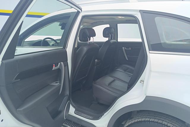 Chevrolet Captiva 2015 2.4 L 2 WD 7 — фото 16