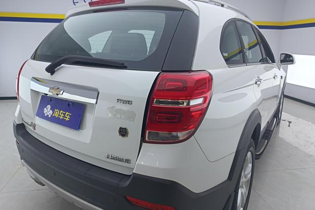 Chevrolet Captiva 2015 2.4 L 2 WD 7 — фото 10