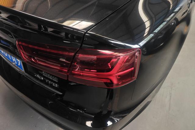 Audi A6L 2018 30 35 TFSI — фото 6
