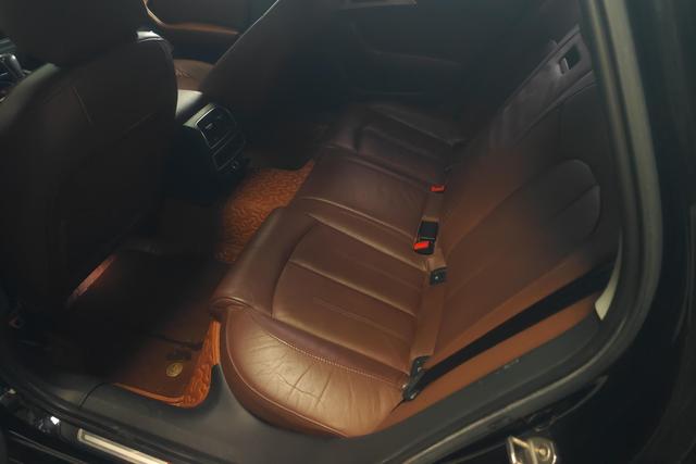 Audi A6L 2018 30 35 TFSI — фото 16