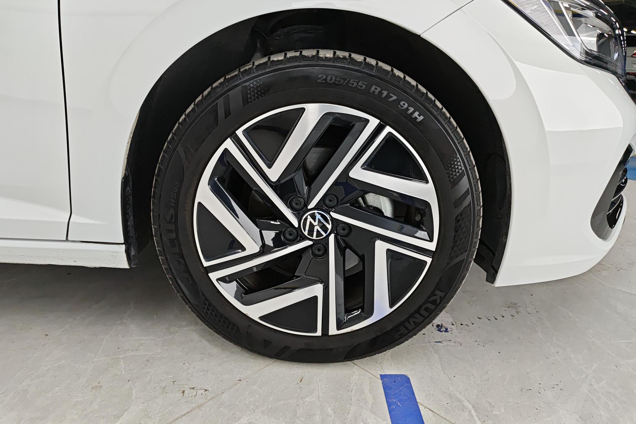 Volkswagen Sagitar 2023 300TSI DSG