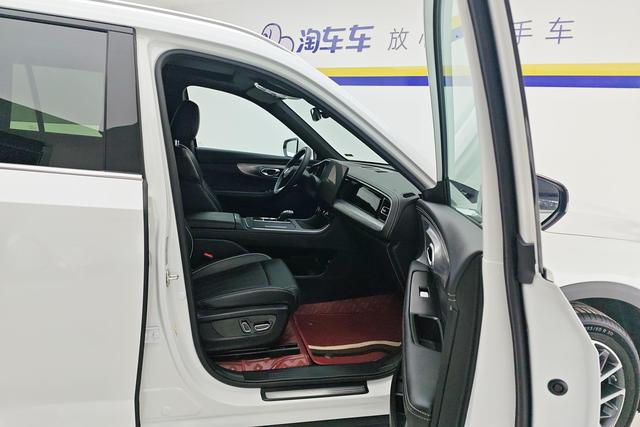 Trumpchi GS8 2025 2.0 TGDI 2 WD 5 — фото 16