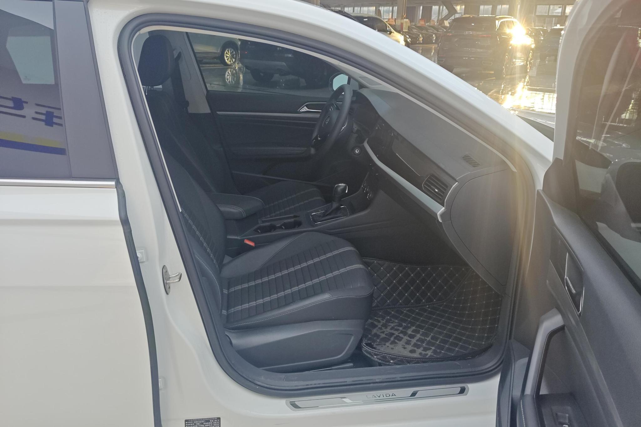 Volkswagen Lavida 2022 280TSI DSG Comfort
