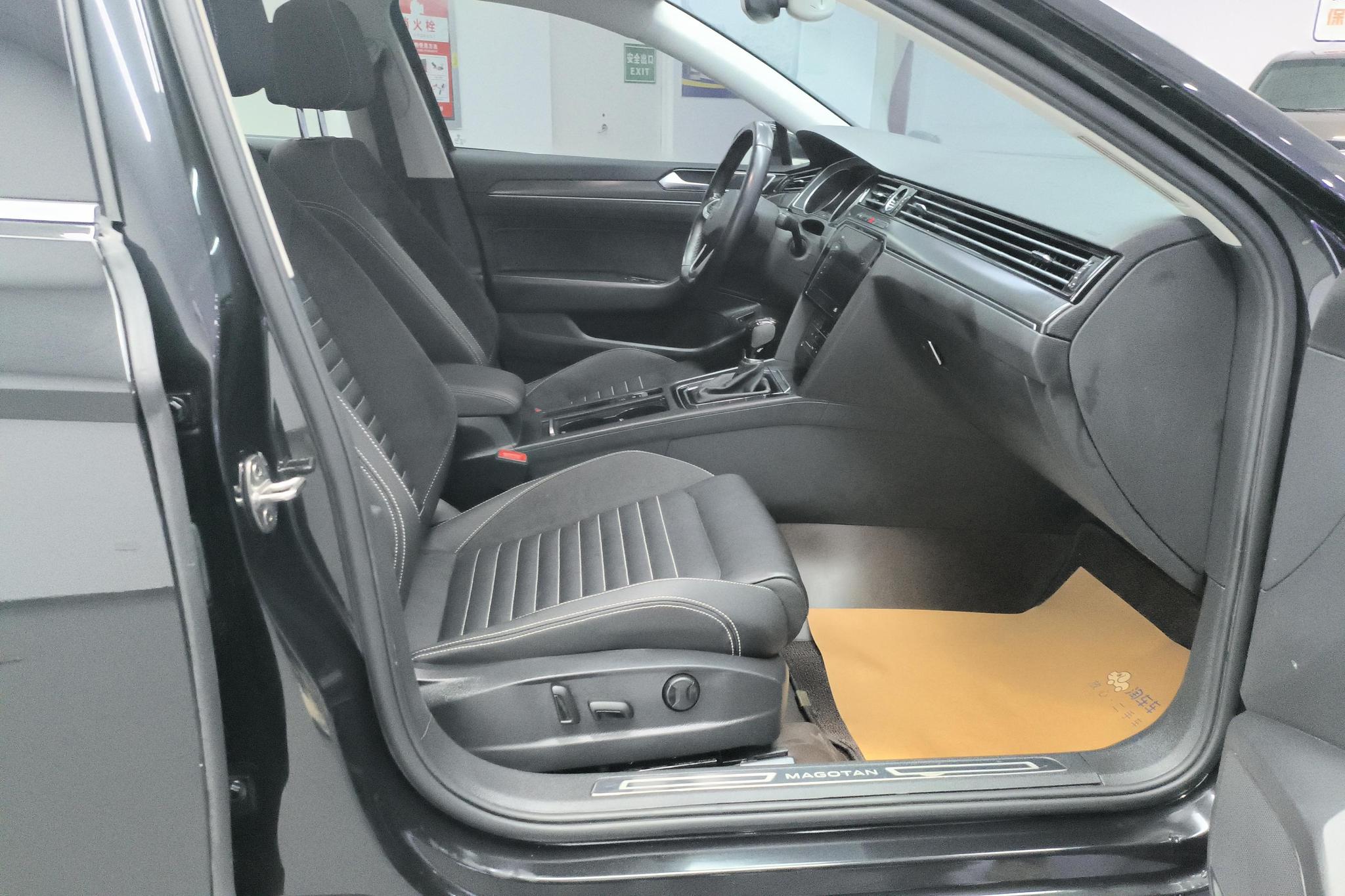 Volkswagen Magotan 2020 280TSI DSG Lead