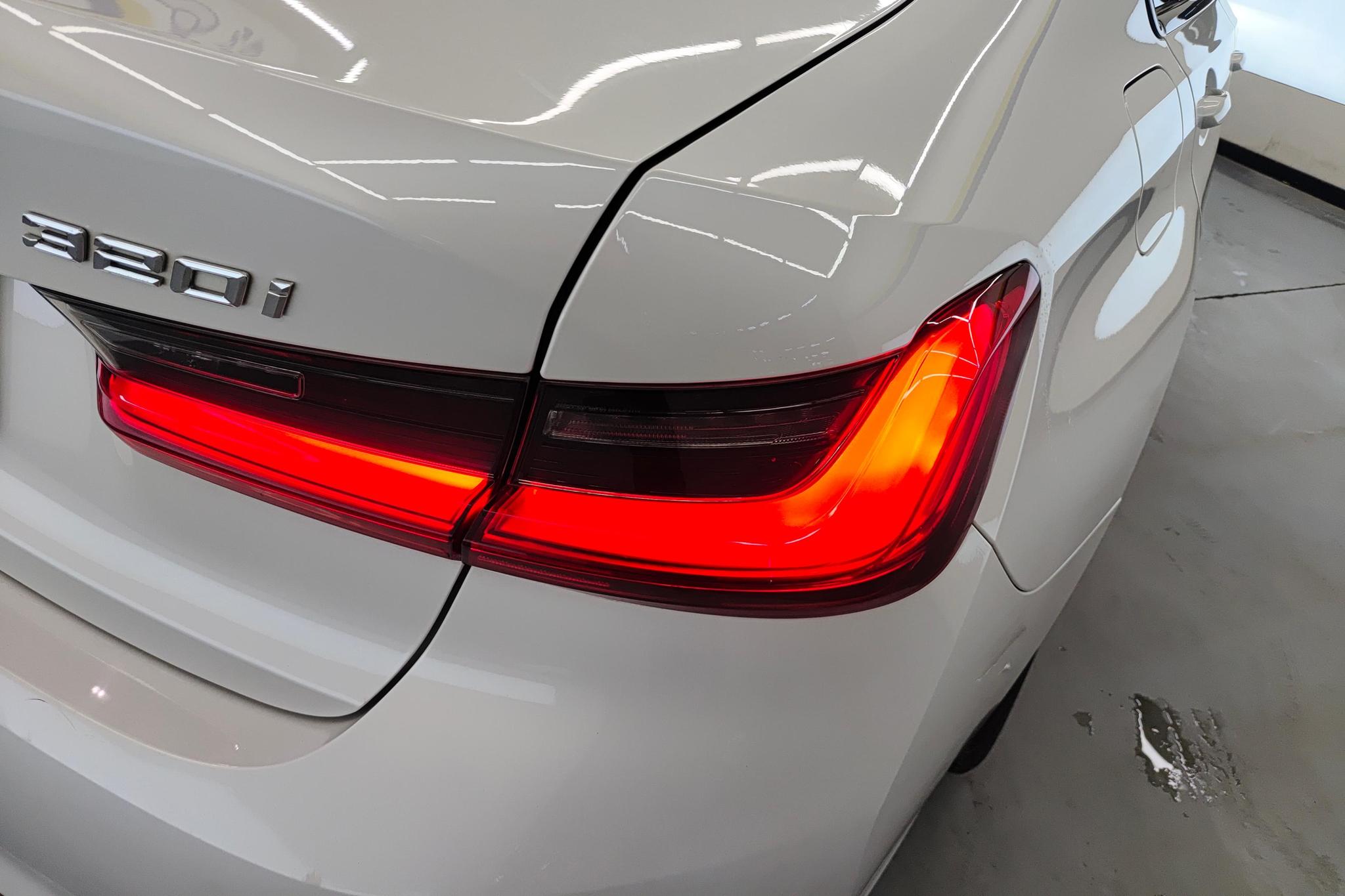BMW 3 Series 3 2021 320i Sport