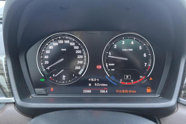 BMW X1 2022 — фото 13