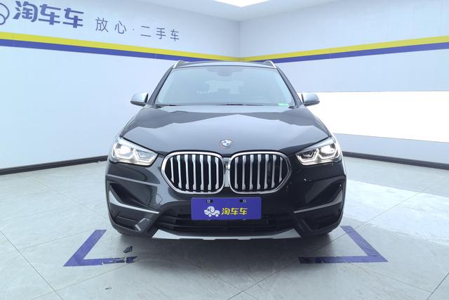 BMW X1 2022 — фото 2