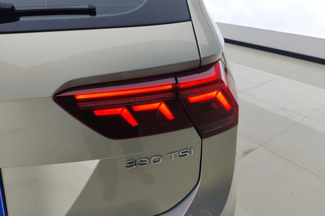 Volkswagen Tiguan L 2022 330 TSI AT 2 WDR-Line — фото 5