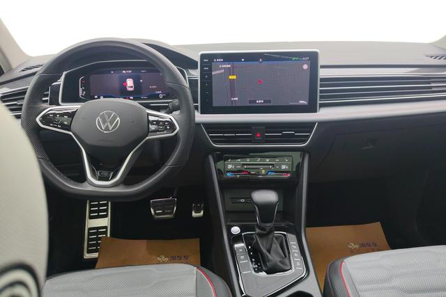 Volkswagen Tiguan L 2022 330 TSI AT 2 WDR-Line — фото 13