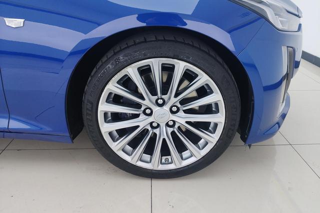 Cadillac CT5 2021 28 T Premium — фото 10